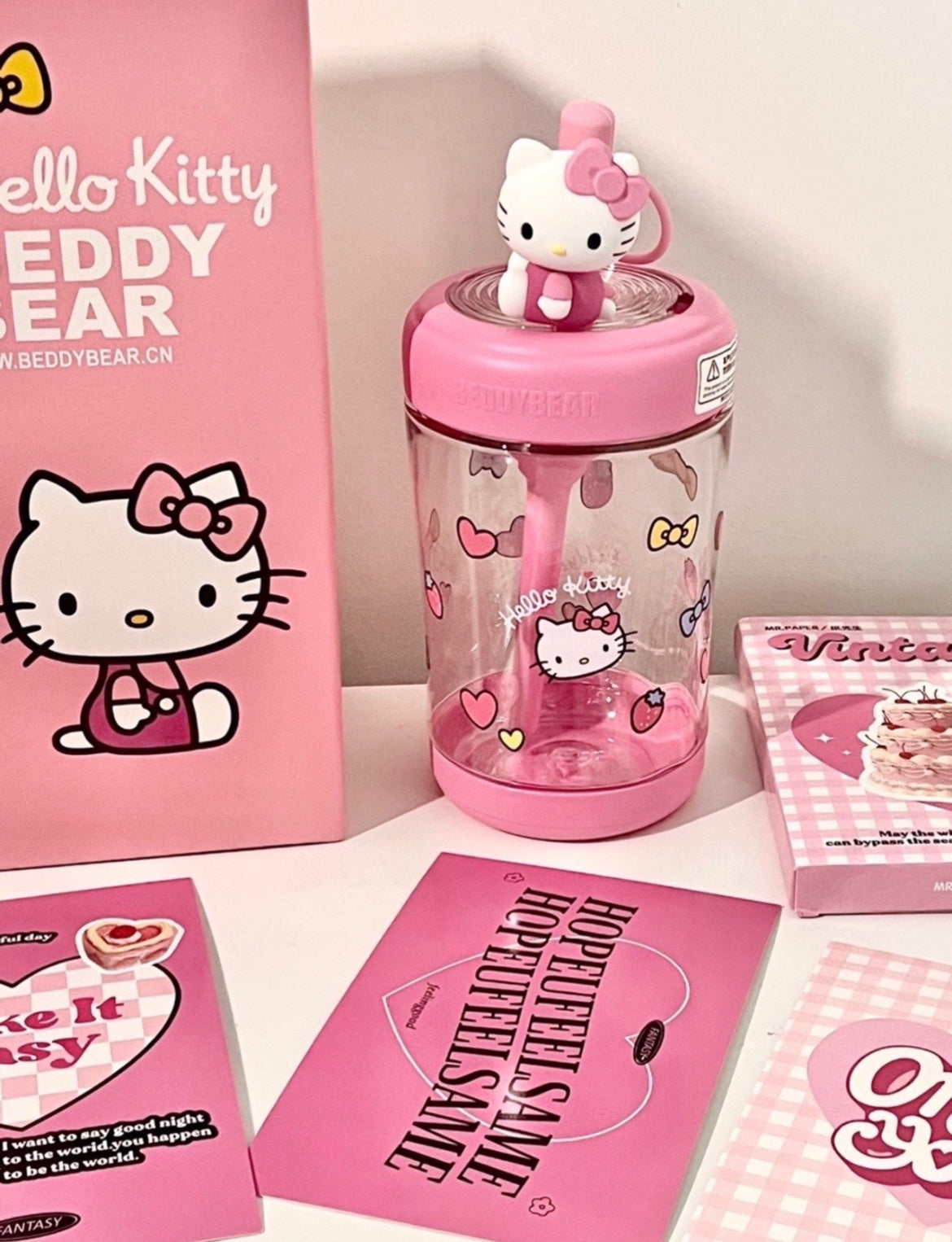 Sario Kitty Tumbler ship out within 3 day's