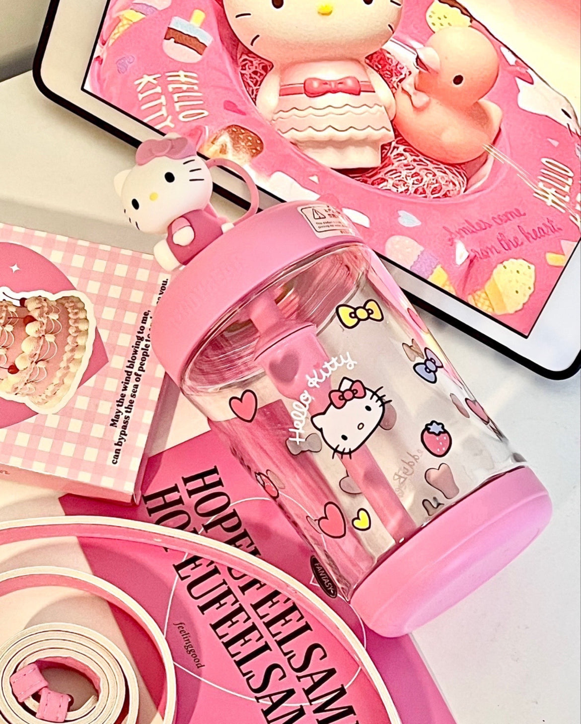 Sario Kitty Tumbler ship out within 3 day's