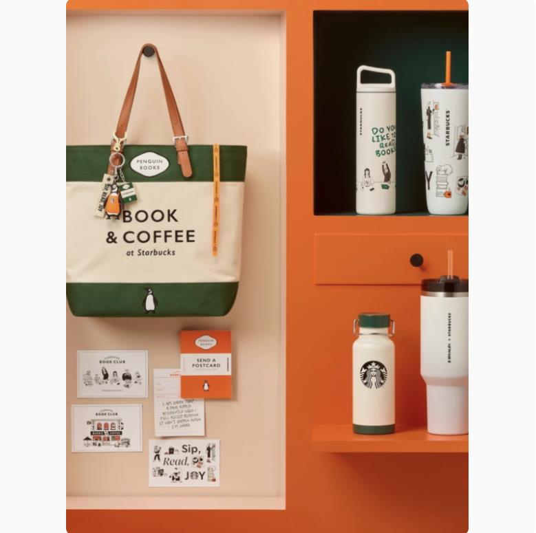 Korean Starbucks Penguin Landom House collaborates with Stanley Cup