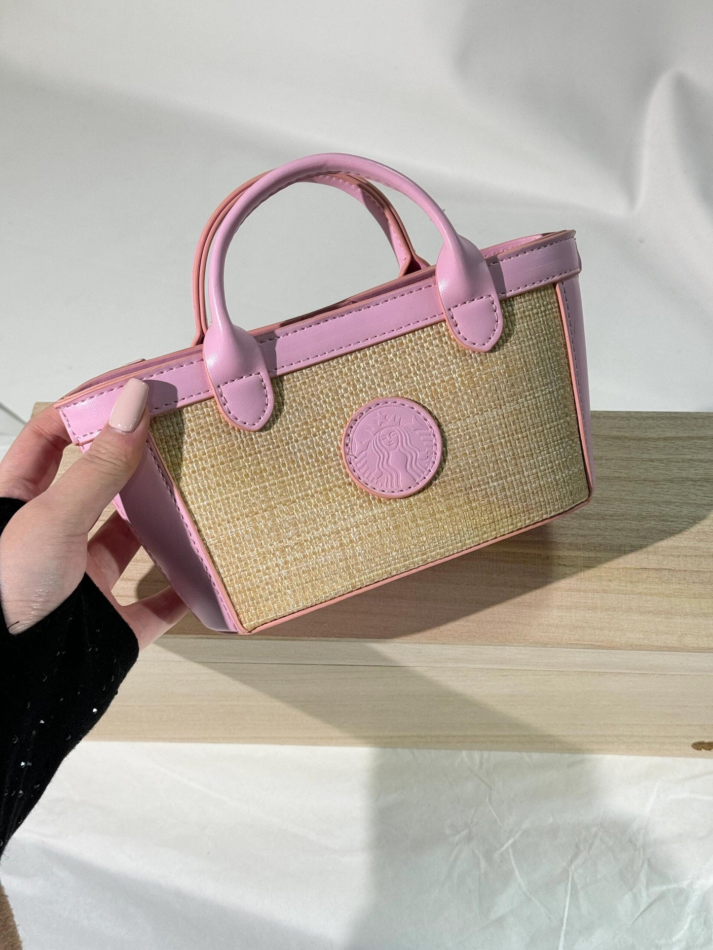 Starbucks 2024 China spring pink mini bag ship out in 10day's