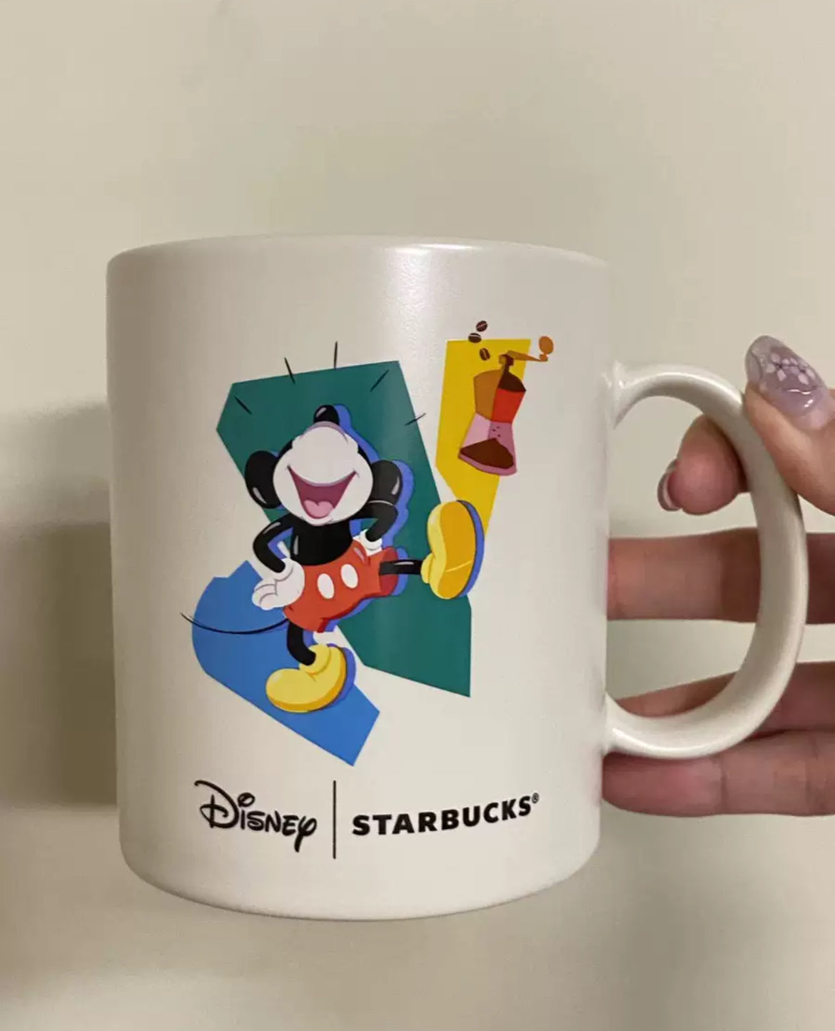 Starbucks Disney cobranded Taiwan 2024 series release on 16th April