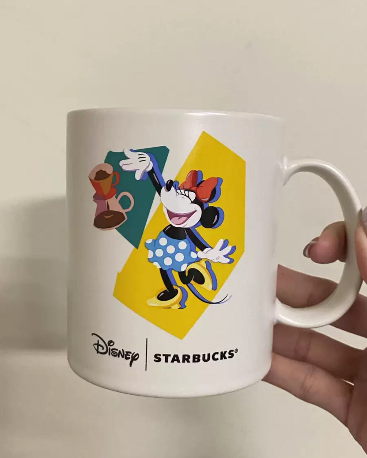 Starbucks Disney cobranded Taiwan 2024 series release on 16th April