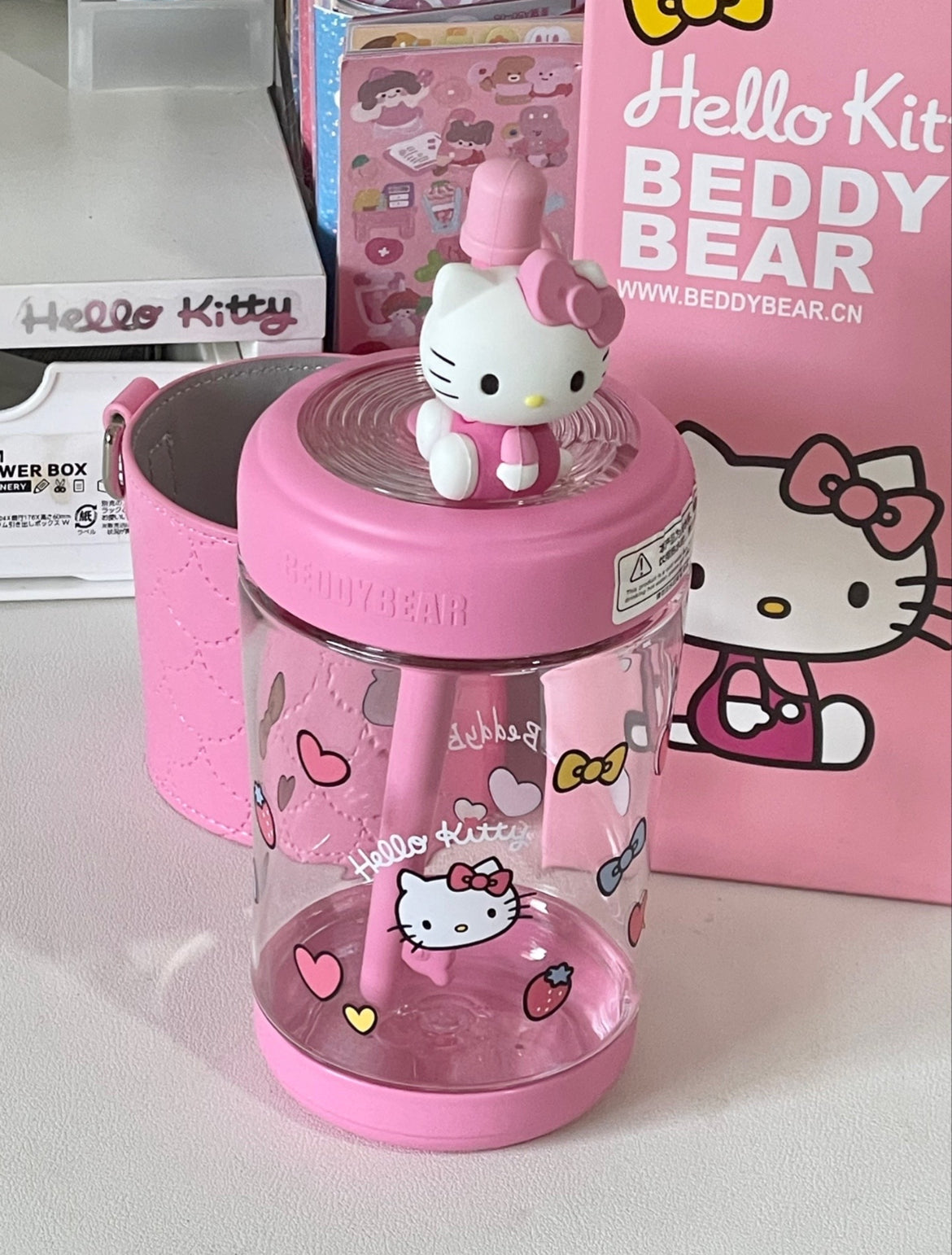 Sario Kitty Tumbler ship out within 3 day's